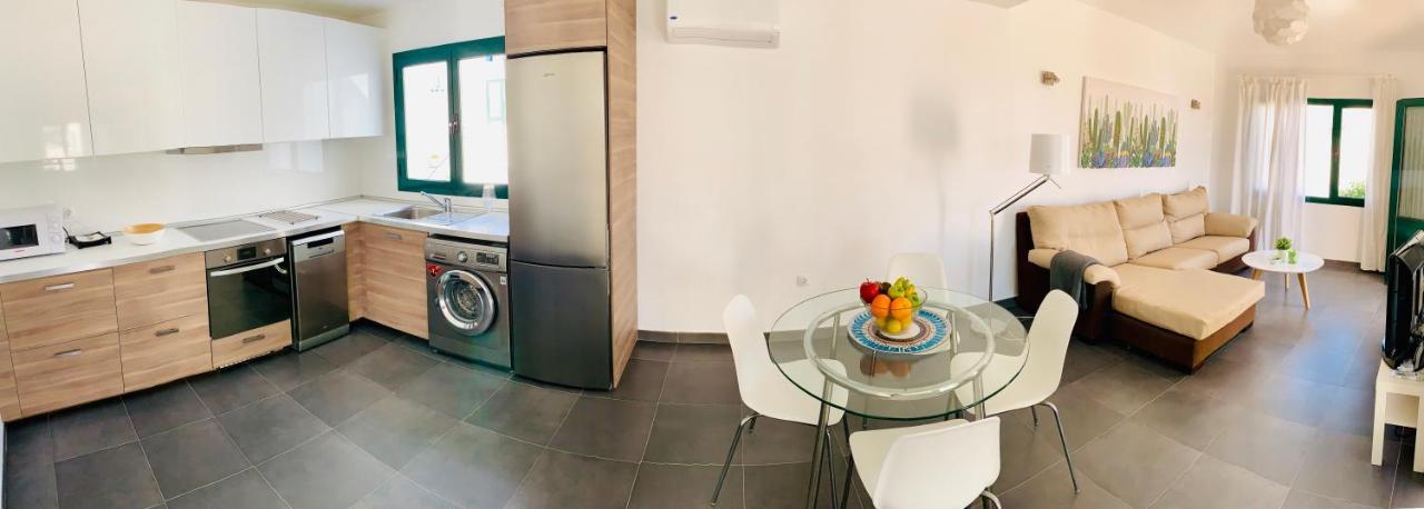 Apartamentos Zalabar Тиас Экстерьер фото